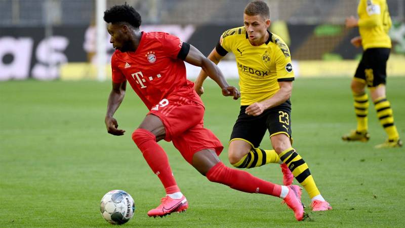 Alphonso Davies – "Tia chớp" của Bayern Munich